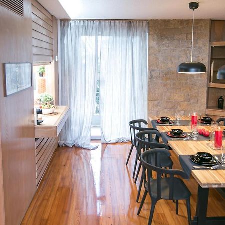 One-Of-A-Kind Athens Riviera Apartment 외부 사진