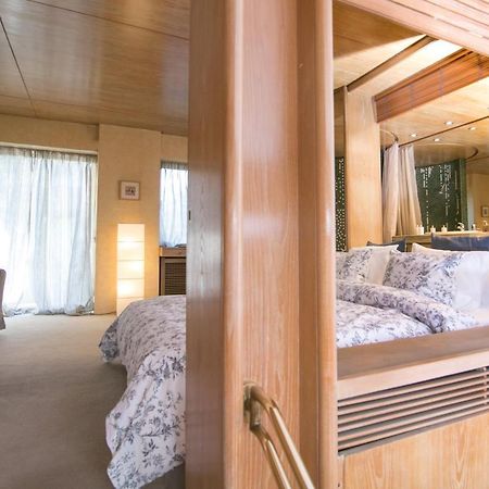 One-Of-A-Kind Athens Riviera Apartment 외부 사진