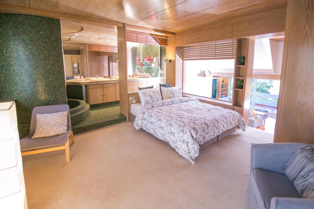 One-Of-A-Kind Athens Riviera Apartment 외부 사진