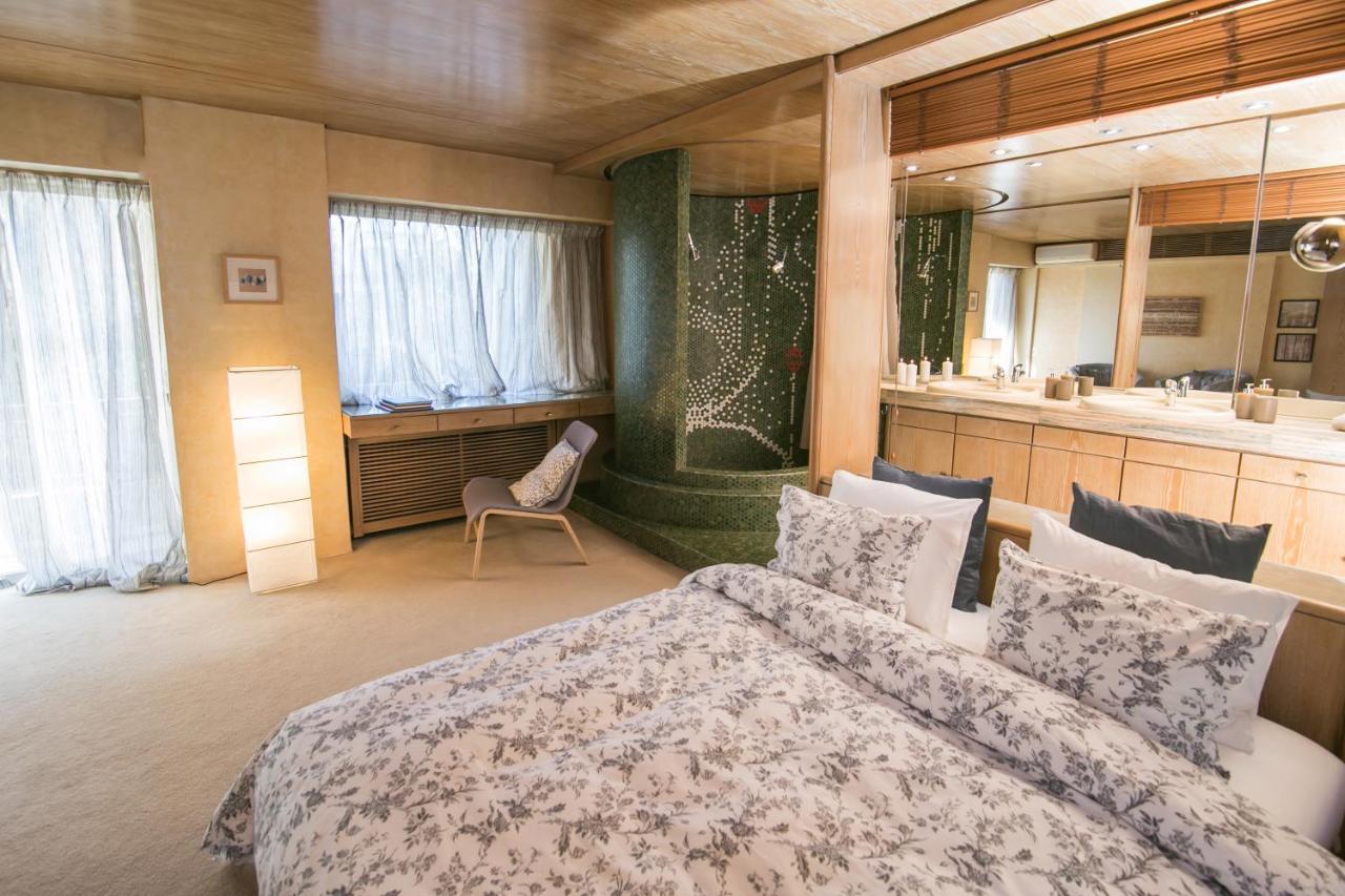 One-Of-A-Kind Athens Riviera Apartment 외부 사진